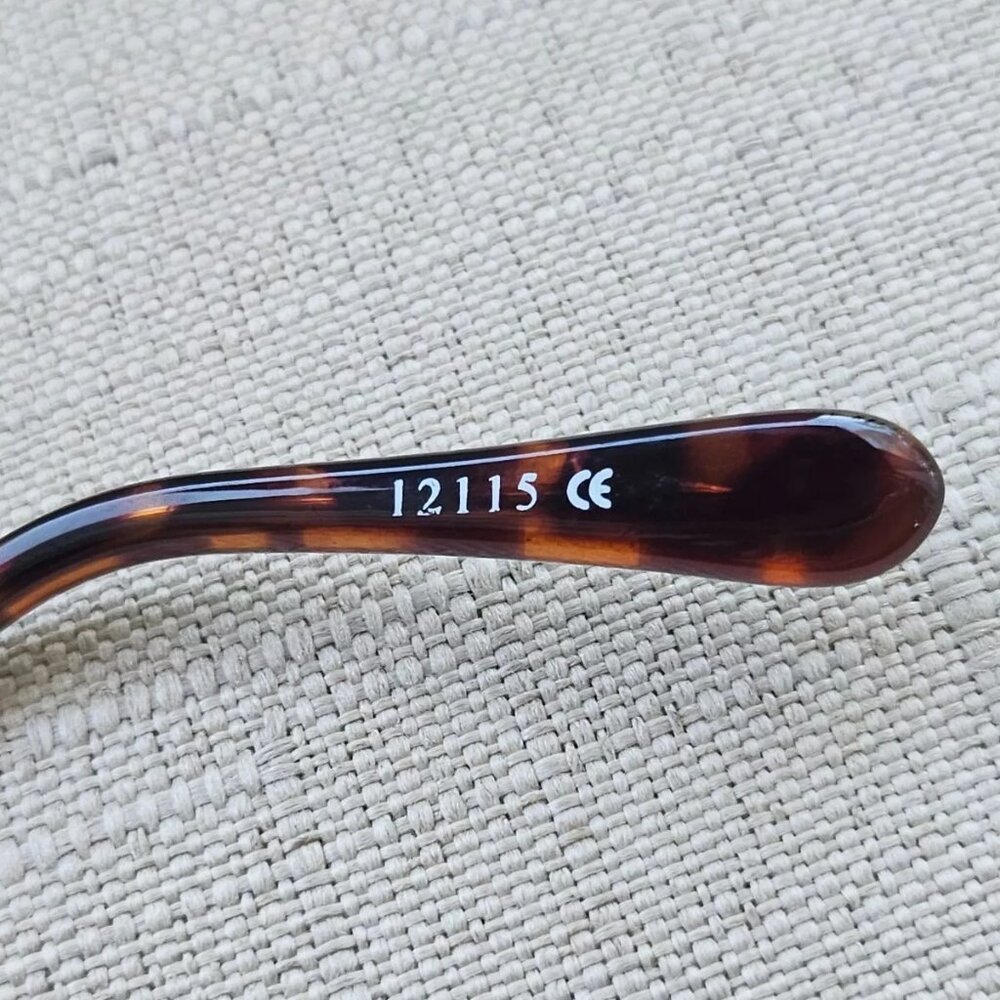 Liz Claiborne Women Sunglasses 12115 Brown Tortoise Eye Wear Shades - Picture 9 of 12